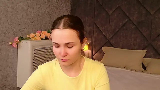 Lina Sinerz online show from May 29, 3:43 pm