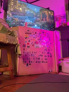 rosiebuddy online show from April 7, 4:47 am