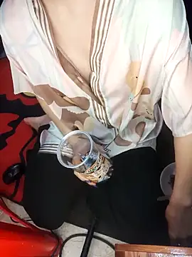 Alone nothing online show from December 23, 1:20 am