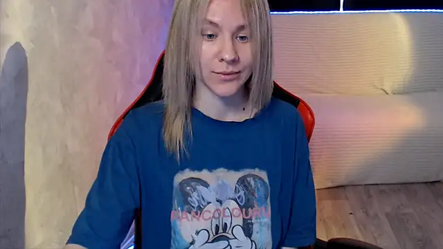 MiaBun1 online show from April 15, 4:02 am