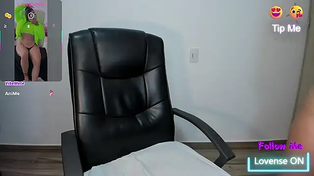 racheladamms online show from January 9, 12:04 am