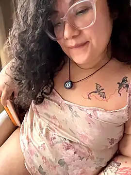 VanesssaMilf  online show from March 24, 12:54 pm