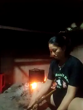 Amiluli online show from March 1, 1:00 pm