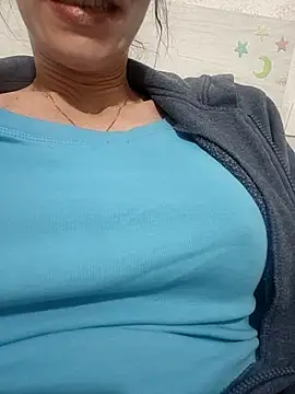 LaNenaWendy online show from April 21, 6:26 pm