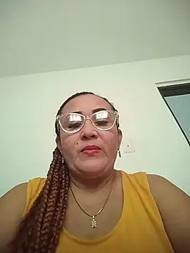 Nini Love  online show from January 15, 2:56 pm