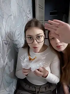 findwayout online show from February 1, 1:54 pm