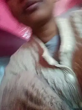 nehakapoor89 online show from December 18, 9:03 am