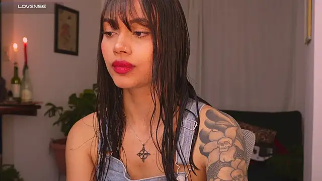 SeleneVaughan online show from April 30, 1:11 am