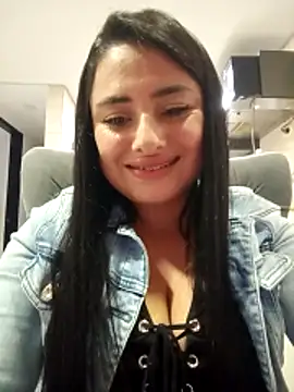 sara nina online show from December 23, 3:43 am