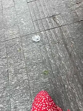 qwe522522 online show from April 16, 7:08 am