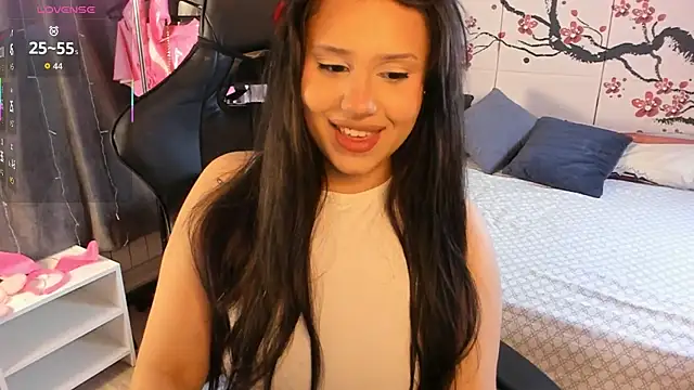 Nicole Pars online show from December 14, 6:30 am