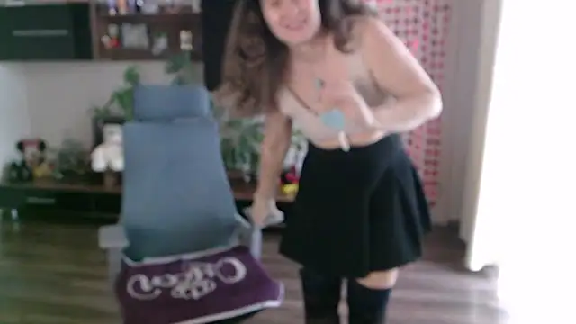 SofiaBoone online show from February 8, 9:24 am