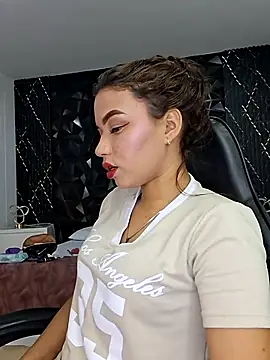 AriadnaLoren online show from April 14, 3:06 am