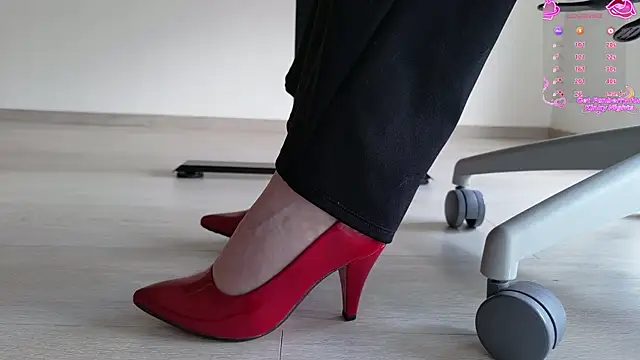 Feetbeth online show from April 16, 7:24 pm