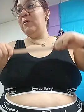 sharon G online show from March 15, 6:32 pm