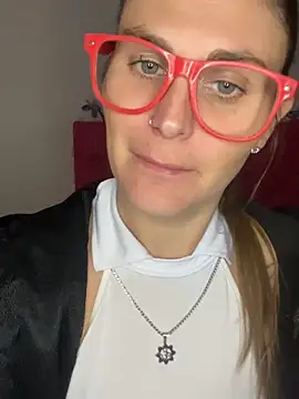 rubia culonaa online show from May 19, 4:08 am