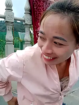 little-effy online show from February 3, 6:40 am