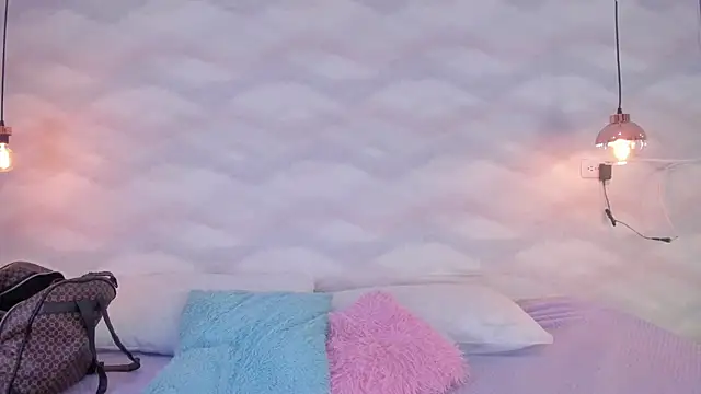 jazlin angels1 online show from January 8, 5:44 am