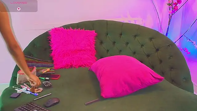 bella moonlight cr online show from January 7, 3:43 am