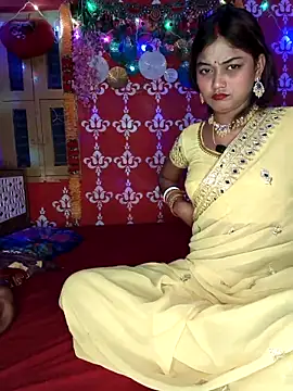 Sweet-priyaa online show from April 3, 1:03 am