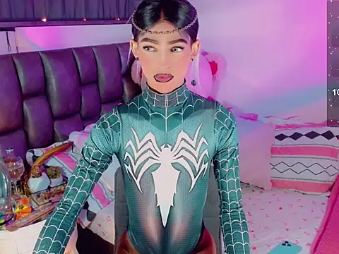 agathaferrer3 online show from February 19, 6:46 am