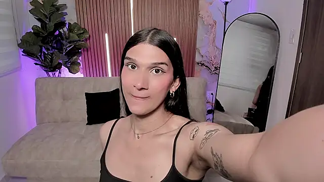 Bianca baldwin  online show from December 15, 9:09 pm