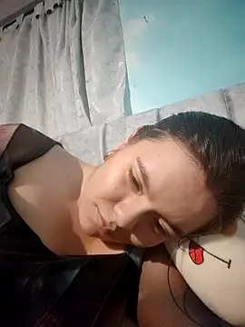 Krolaykate online show from March 5, 2:40 am