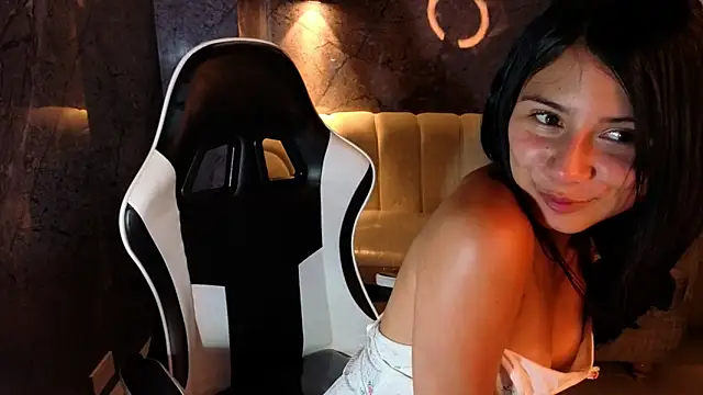 Andrea Tx online show from January 31, 7:11 pm