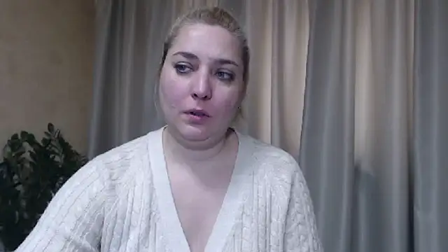 sweetpussy13 online show from February 27, 7:52 am