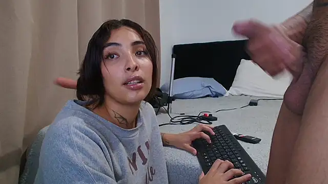 emmi 11 online show from February 24, 12:54 am