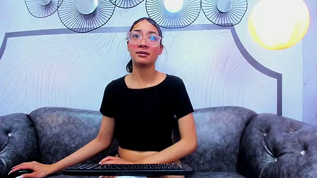 Jadde Greyy  online show from January 9, 5:12 am