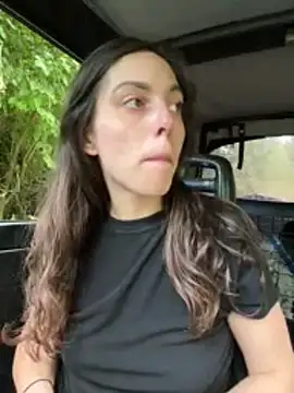 YourSlutQueen online show from May 27, 9:17 am