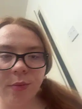 AnnieAinsx online show from January 18, 9:11 pm