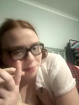 AnnieAinsx online show from January 8, 8:02 pm