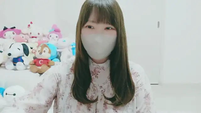 yuyuchan   online show from April 4, 10:03 am