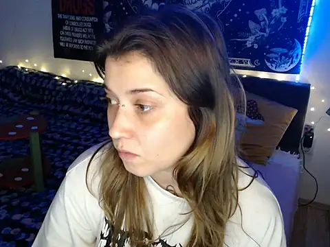 AlienforTwenty online show from January 31, 7:11 pm