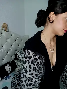 Lia whitexxx online show from December 22, 11:08 pm