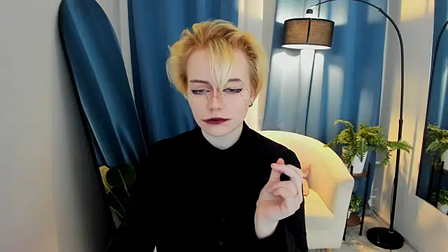 KellyKik online show from January 14, 1:27 pm