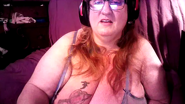 jade-belle online show from February 15, 8:02 am