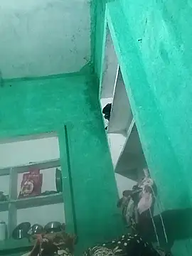 Juli pande online show from December 21, 4:33 pm