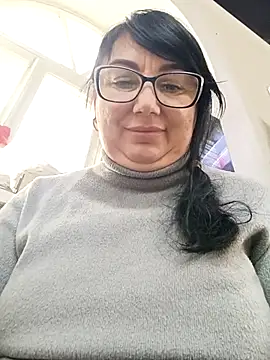 MariSwan222 online show from April 7, 9:00 am