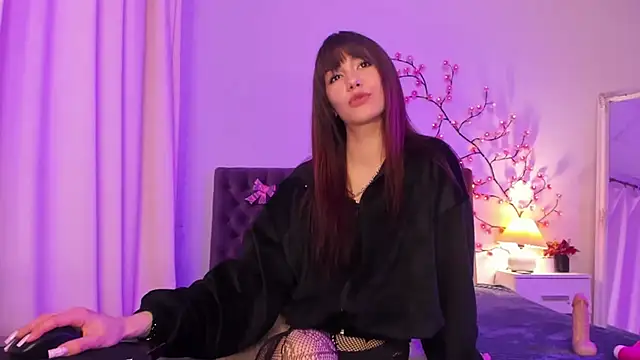 MilanaHotts online show from March 27, 8:26 am