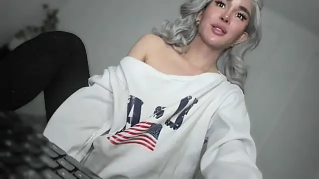 MissTransUSA online show from April 4, 12:42 am