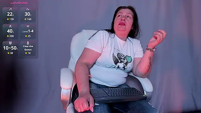 Samanrtha17 online show from January 13, 6:45 pm