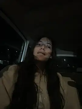 vanesita  online show from April 21, 1:09 am