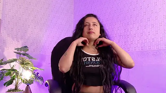 Ithan Skin online show from February 20, 11:23 am