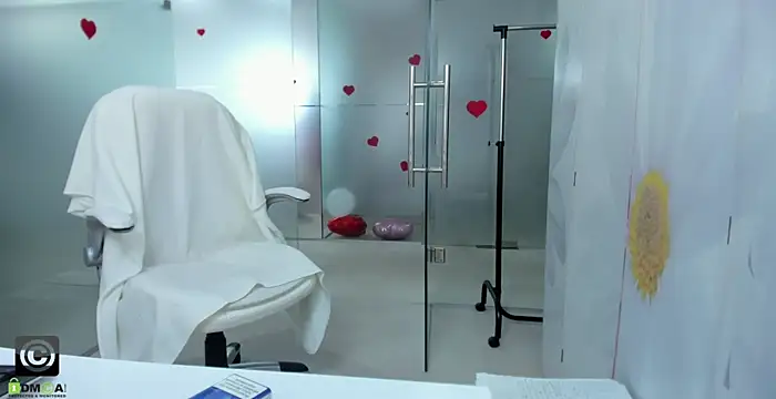 missdominna online show from February 18, 4:22 am