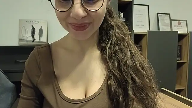 RosaDream online show from February 17, 2:49 pm