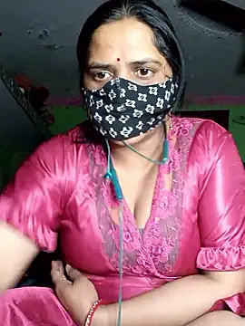 DIRTY-MOMS online show from January 10, 3:50 pm