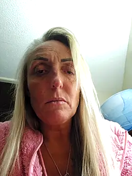 theblondecocklover online show from May 30, 12:19 am